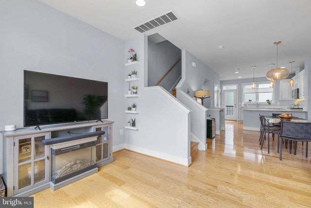 8087 TRIBECA ST, Rockville, MD 20855