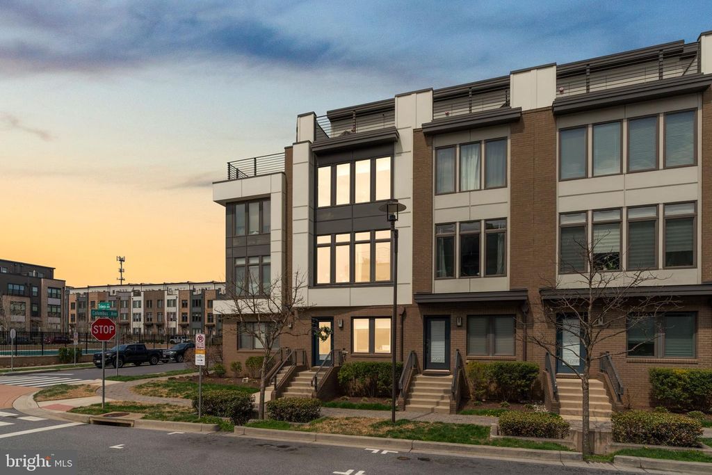 8087 TRIBECA ST, Rockville, MD 20855