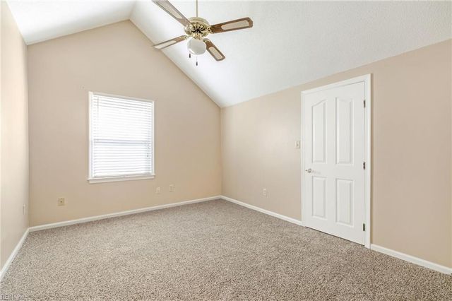 892 Little Dean CIR, Newport News, VA 23608