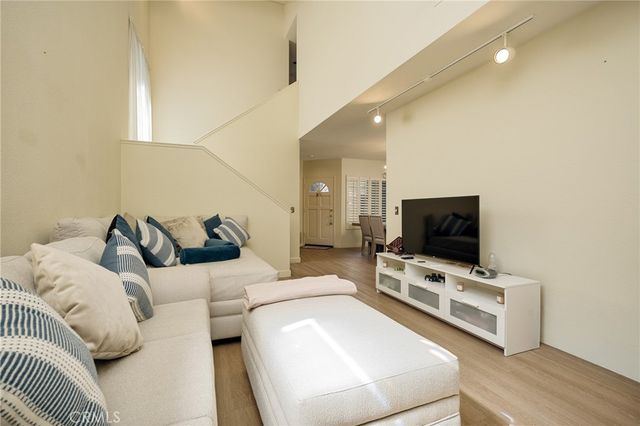 13576 Eucalyptus Street, Tustin, CA 92782