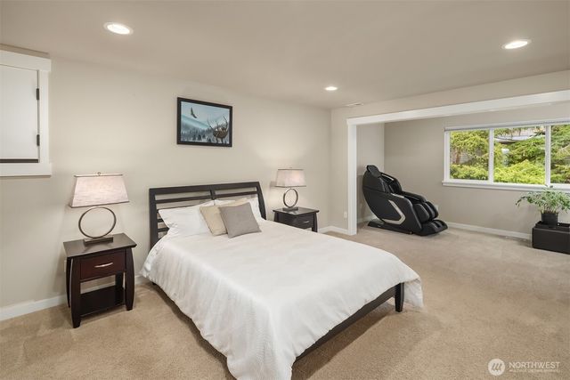 1435 242nd Place SE, Bothell, WA 98021