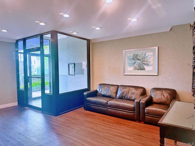 8730 62nd Avenue 3F, Rego Park, NY 11374