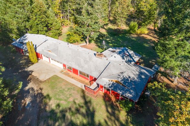 459 Fir Canyon Road, Grants Pass, OR 97527
