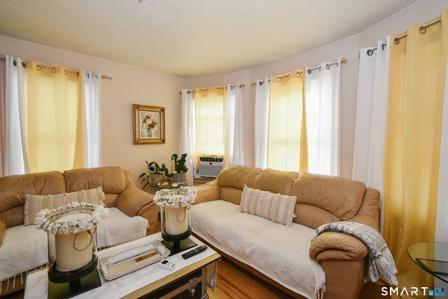 17 Kinney Street, Torrington, CT 06790