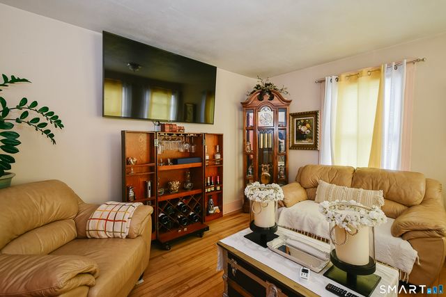 17 Kinney Street, Torrington, CT 06790