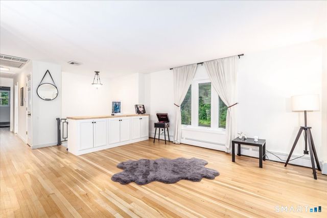 28 Deepwood Drive, Bethel, CT 06801