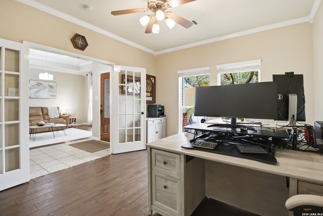 9902 Alms Park Dr, San Antonio, TX 78250