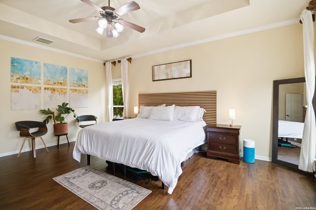 9902 Alms Park Dr, San Antonio, TX 78250