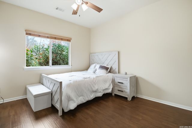 9902 Alms Park Dr, San Antonio, TX 78250