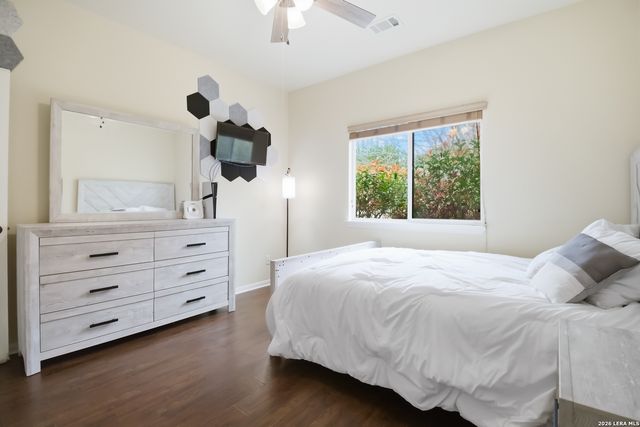 9902 Alms Park Dr, San Antonio, TX 78250