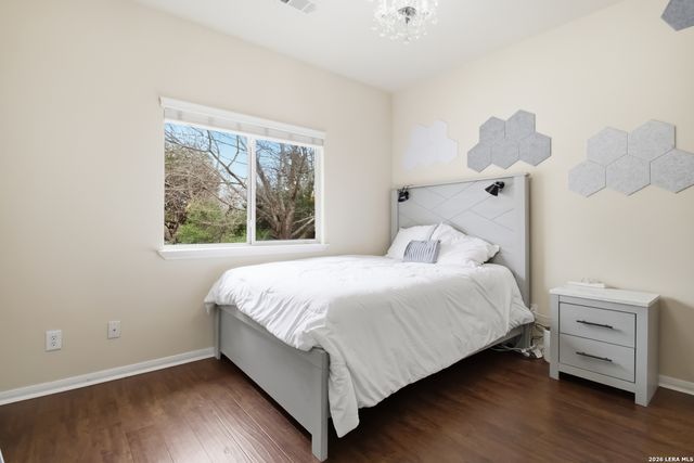 9902 Alms Park Dr, San Antonio, TX 78250