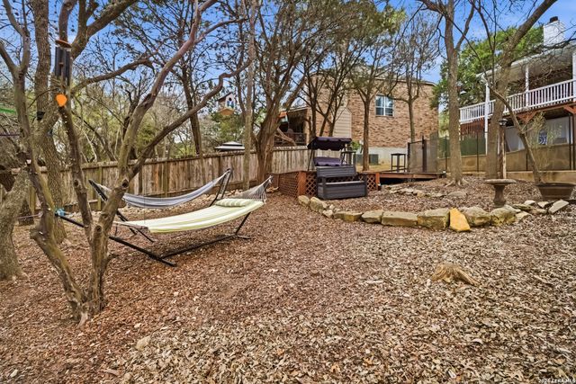 9902 Alms Park Dr, San Antonio, TX 78250