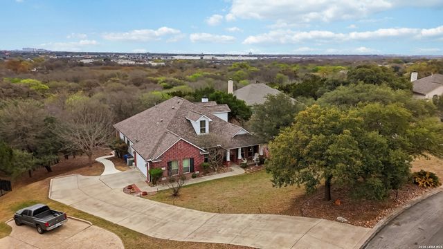9902 Alms Park Dr, San Antonio, TX 78250