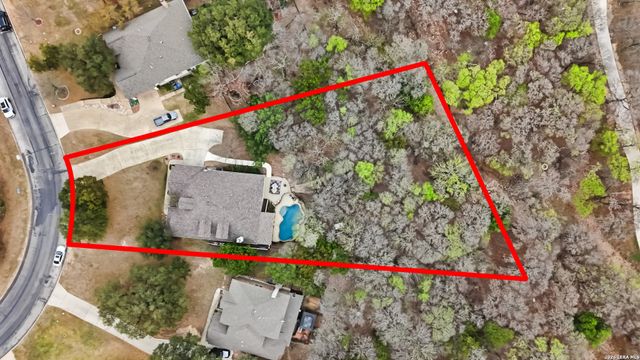 9902 Alms Park Dr, San Antonio, TX 78250