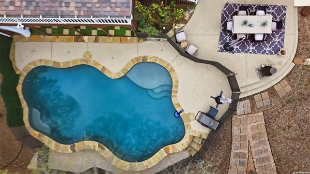 9902 Alms Park Dr, San Antonio, TX 78250