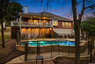 9902 Alms Park Dr, San Antonio, TX 78250