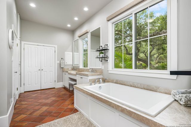 815 OLD BOERNE ROAD, Bulverde, TX 78163