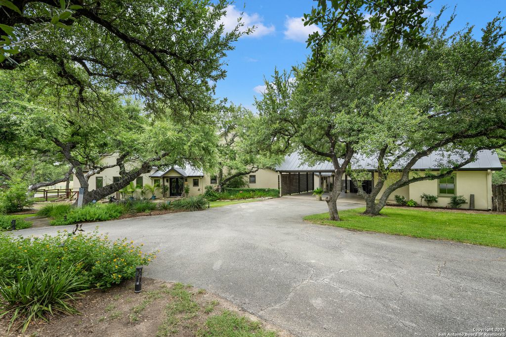 815 OLD BOERNE ROAD, Bulverde, TX 78163