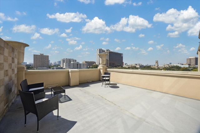 1401 Calumet Street 500, Houston, TX 77004