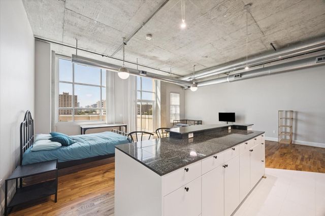 1401 Calumet Street 500, Houston, TX 77004