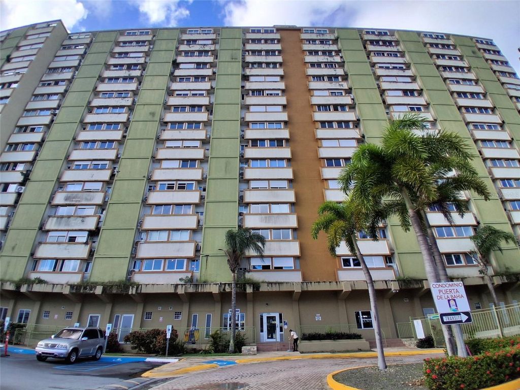 1050 E LAS PALMAS AVE. CONDOMINIUMS PUERTA DE LA BAHIA AVENUE E 303, San Juan, PR 00907