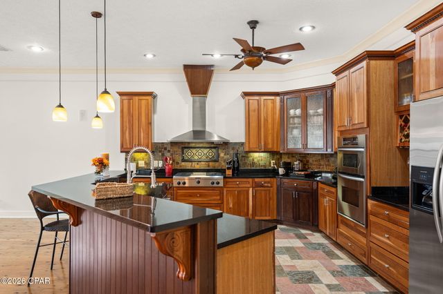 140 Cottonwood Circle, Lynn Haven, FL 32444