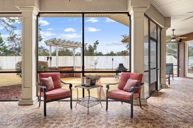 140 Cottonwood Circle, Lynn Haven, FL 32444