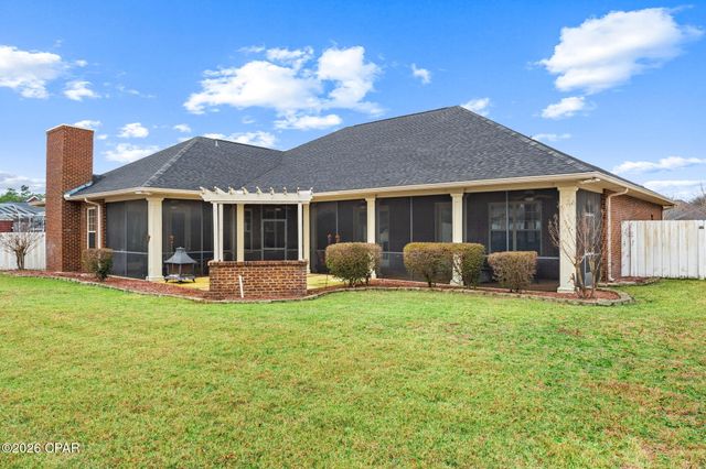 140 Cottonwood Circle, Lynn Haven, FL 32444