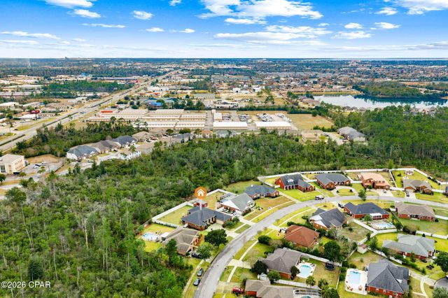 140 Cottonwood Circle, Lynn Haven, FL 32444