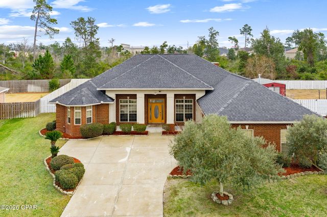 140 Cottonwood Circle, Lynn Haven, FL 32444