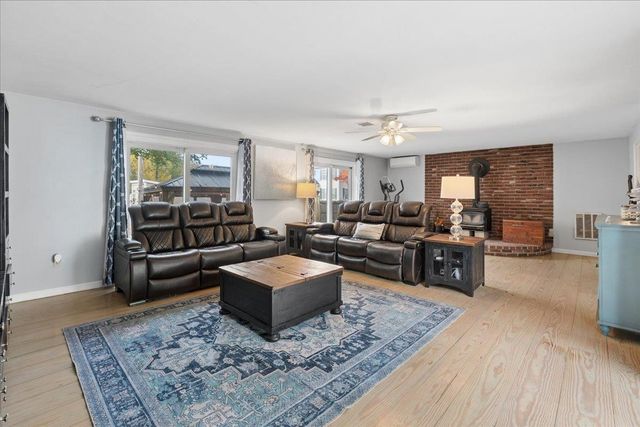 201 Walton Road, Seabrook, NH 03874