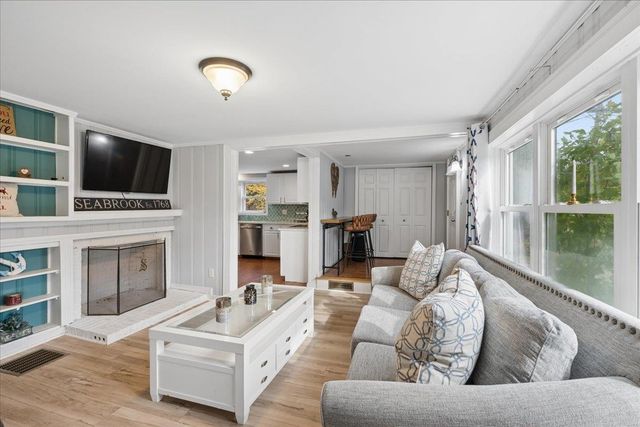201 Walton Road, Seabrook, NH 03874