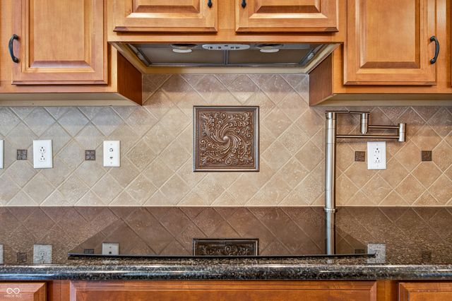 4685 Waters Edge Way, Greenwood, IN 46143