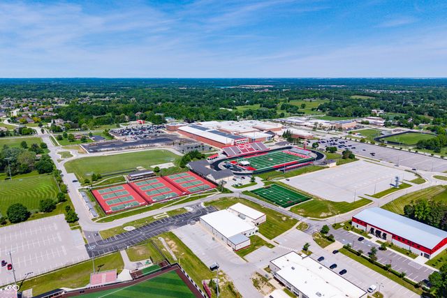 4685 Waters Edge Way, Greenwood, IN 46143