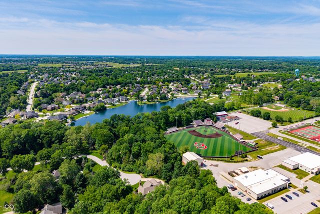 4685 Waters Edge Way, Greenwood, IN 46143