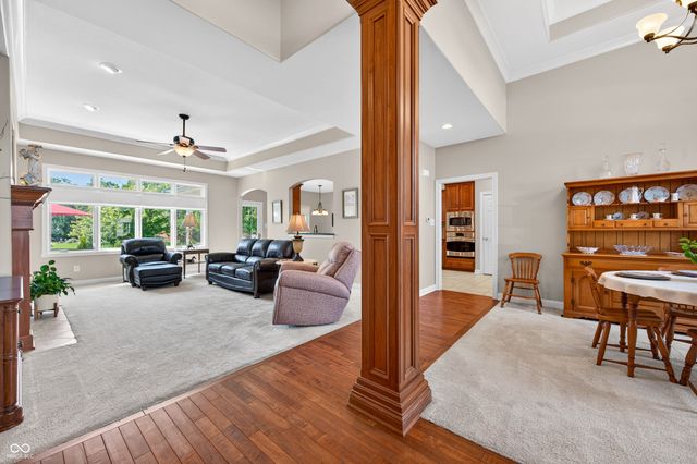 4685 Waters Edge Way, Greenwood, IN 46143