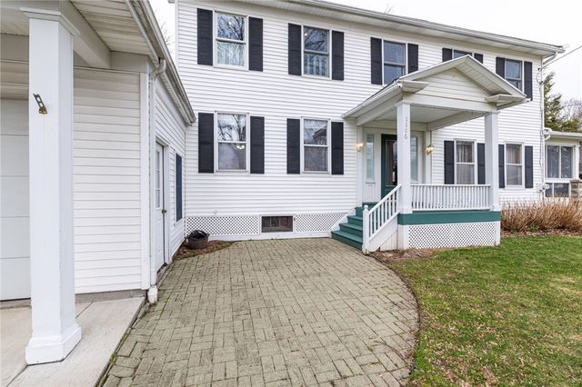 1116 Whitney Road East, Perinton, NY 14450