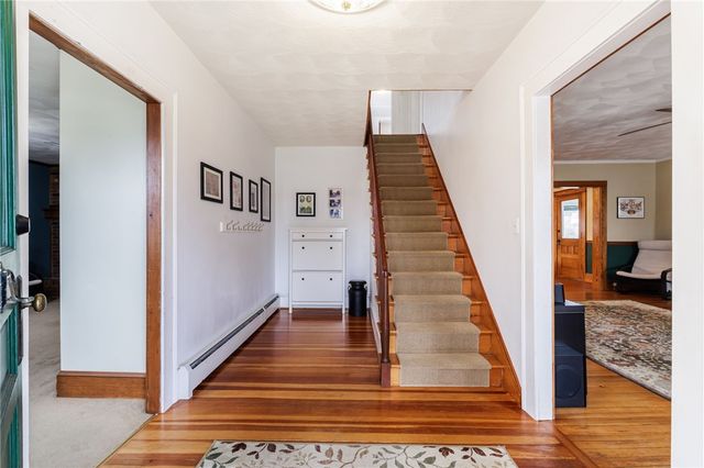 1116 Whitney Road East, Perinton, NY 14450