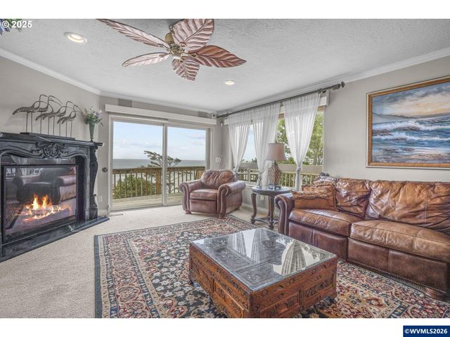 2325 SW Bard Loop Lp, Lincoln City, OR 97367