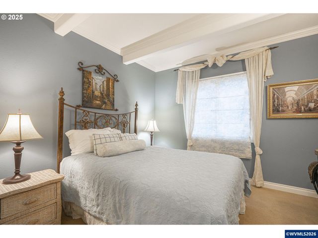 2325 SW Bard Loop Lp, Lincoln City, OR 97367