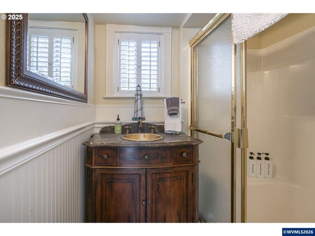 2325 SW Bard Loop Lp, Lincoln City, OR 97367