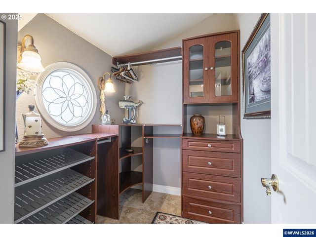 2325 SW Bard Loop Lp, Lincoln City, OR 97367