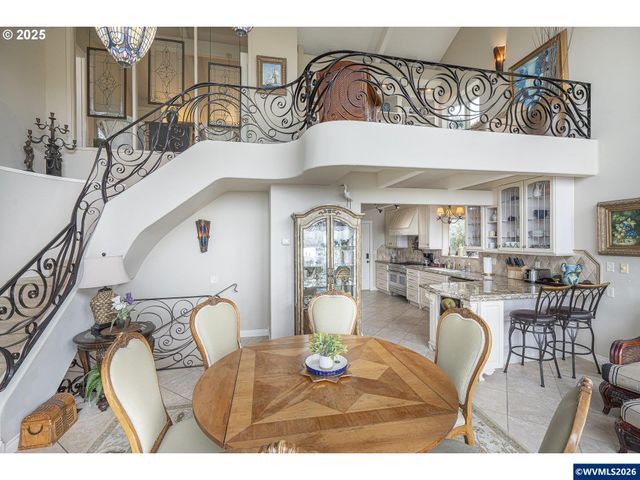 2325 SW Bard Loop Lp, Lincoln City, OR 97367