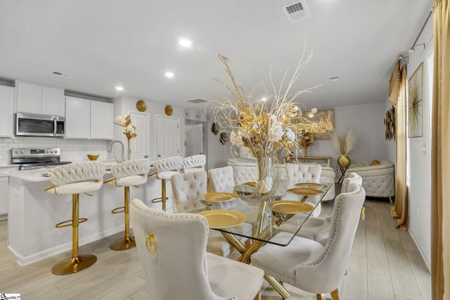 1015 Minocqua Road, Spartanburg, SC 29303