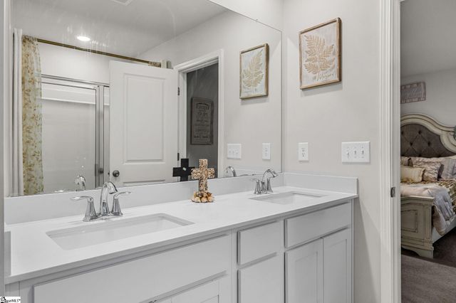 1015 Minocqua Road, Spartanburg, SC 29303