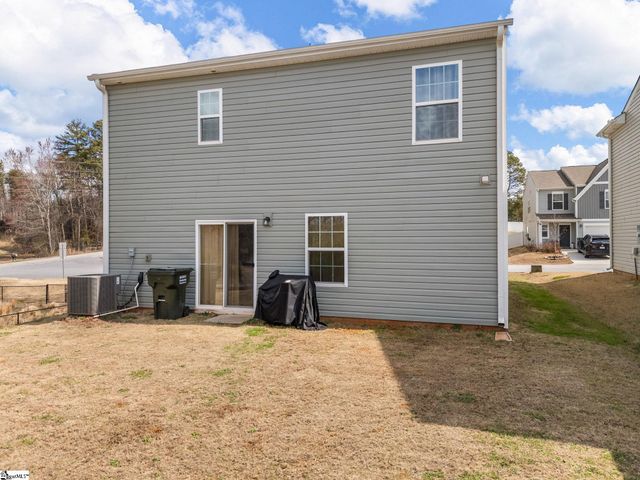 1015 Minocqua Road, Spartanburg, SC 29303