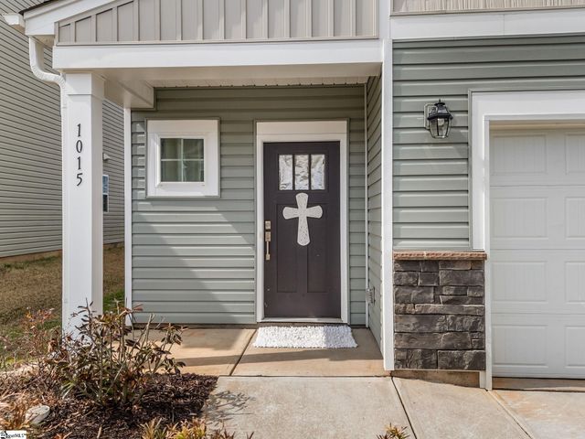 1015 Minocqua Road, Spartanburg, SC 29303