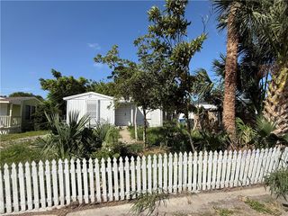 4238 Estate Dr, Corpus Christi, TX 78412