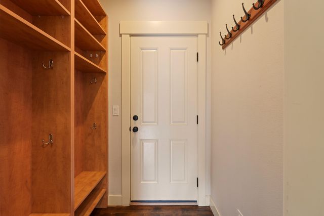 61461 Linton Loop, Bend, OR 97702