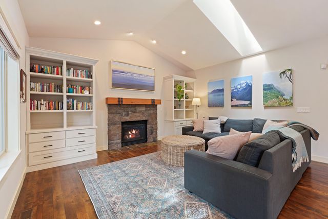 61461 Linton Loop, Bend, OR 97702